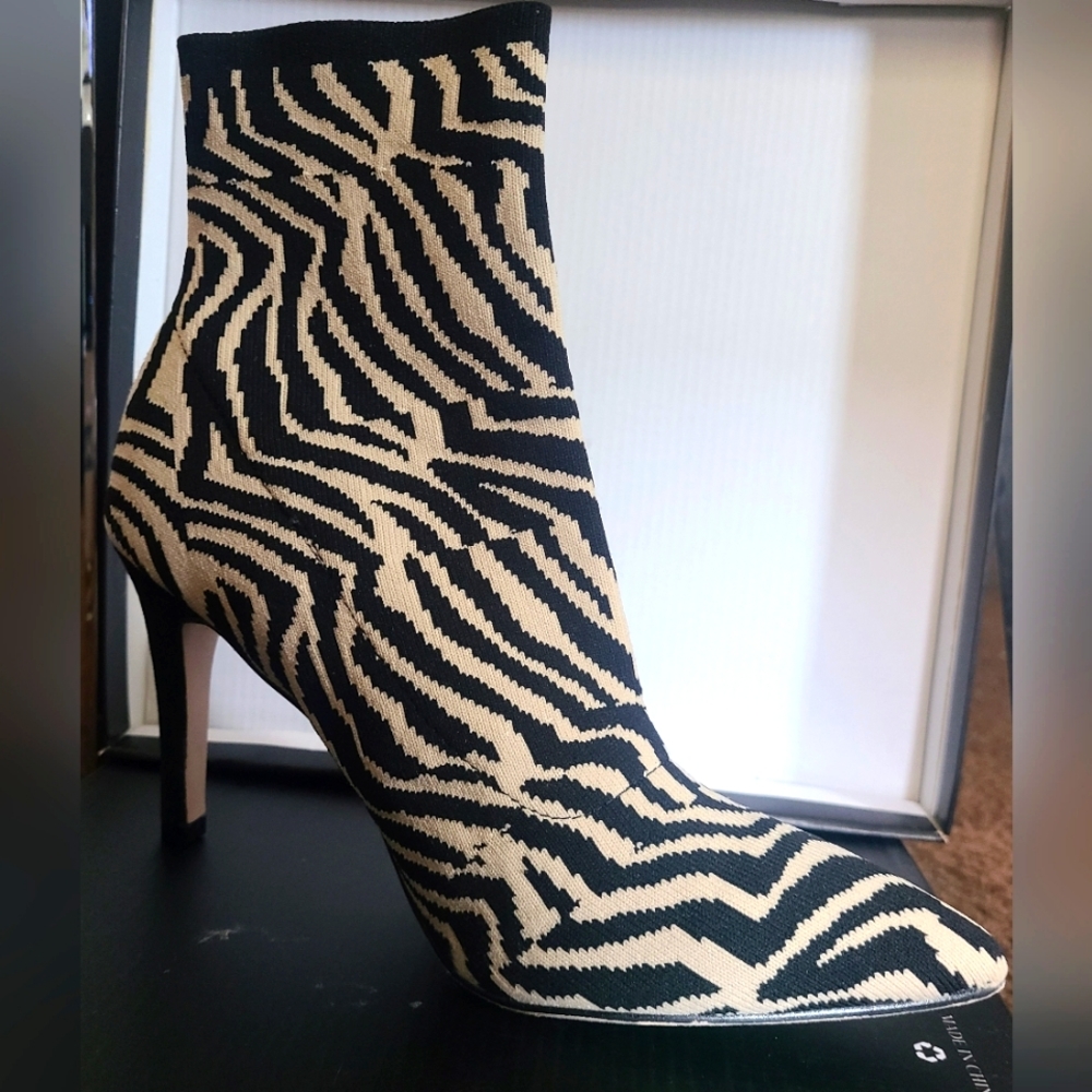 MIA fabric bootie. Zebra designed size 8m